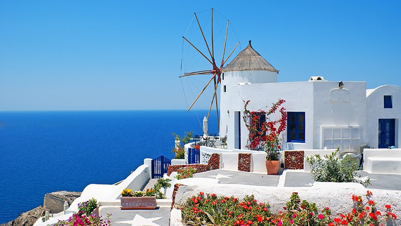 Famous white buildings in Mykonos